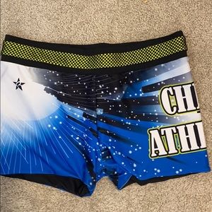 🎊2/$20🎊WOMENS SIZE M CA SHORTS